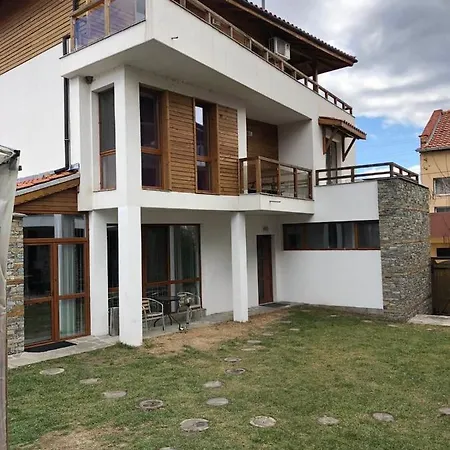 Gasthof Къща За Гости Биг Хаус